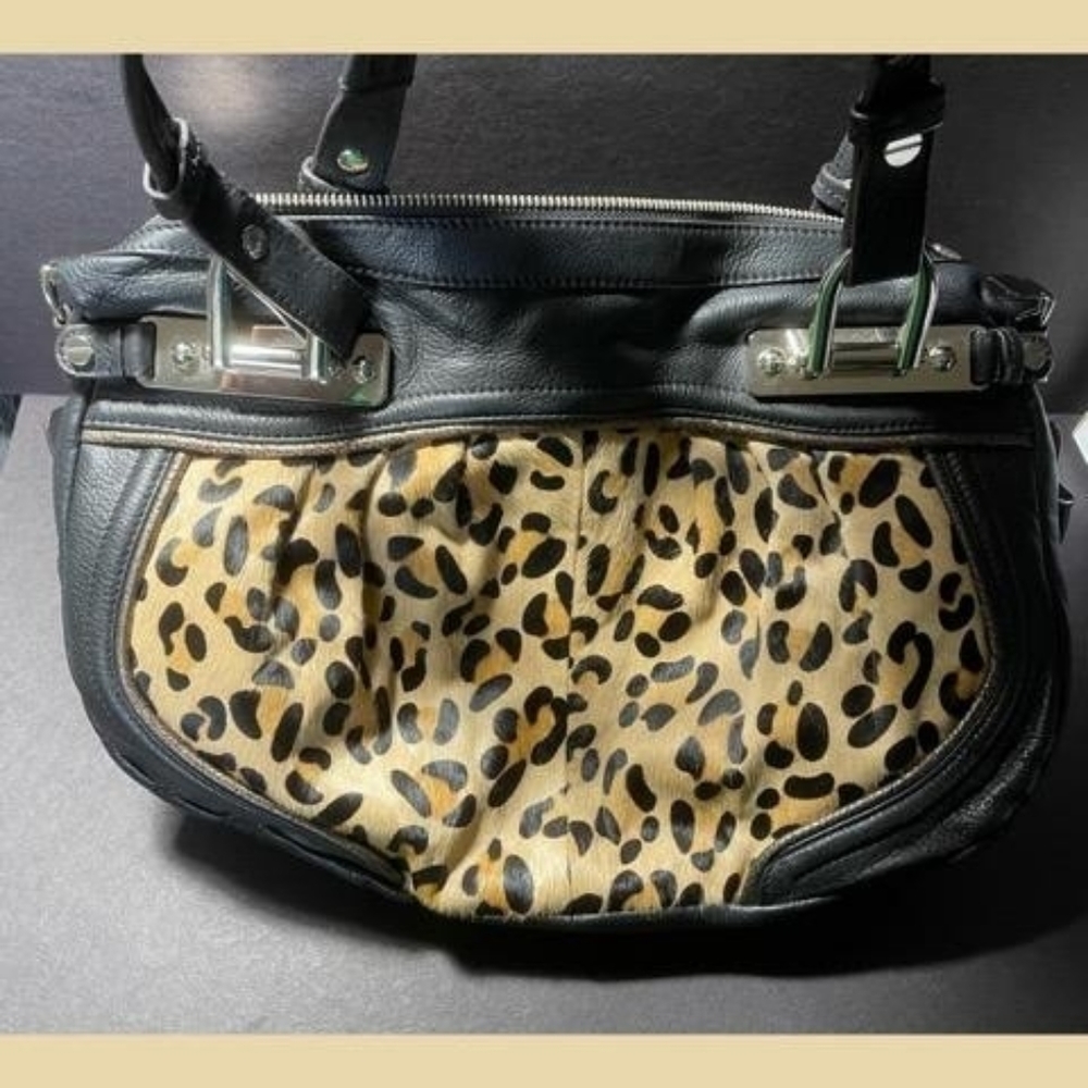 B. Makowsky Handbag